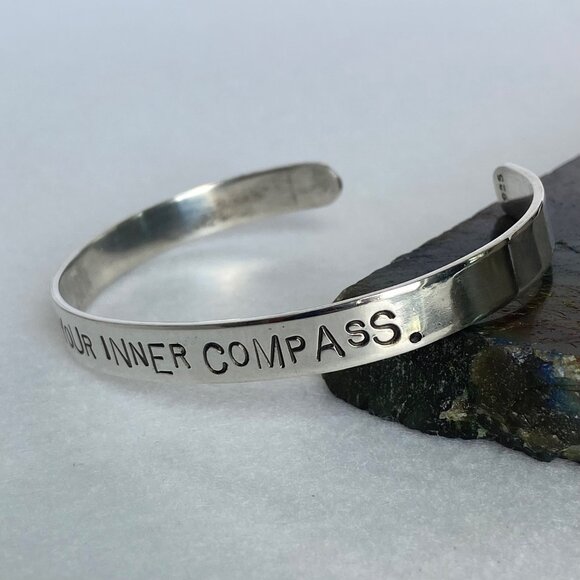Sterling Silver 925 Stamped “Follow Your Inner Compass” Oval Cuff Bracelet 6.75" - Picture 13 of 16